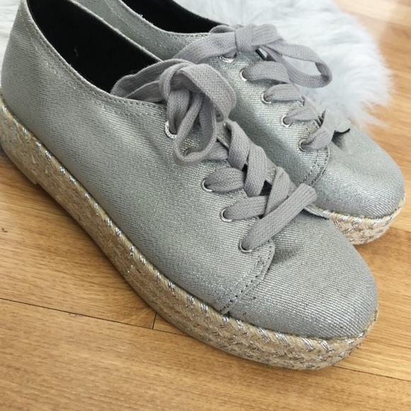 Sam Edelman Shoes - Circus Sam Edelman Brandon Silver sneakers